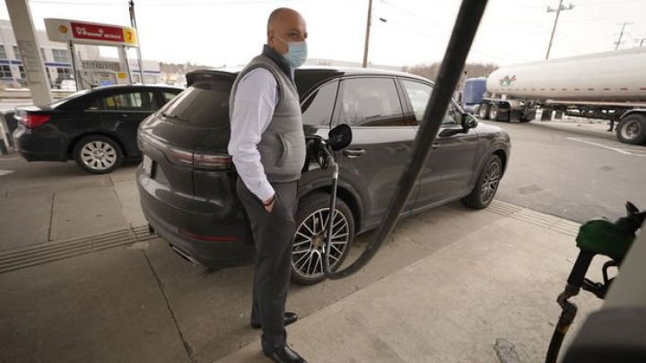 Neft bazarları OPEC-in hesabatına fokuslanıb