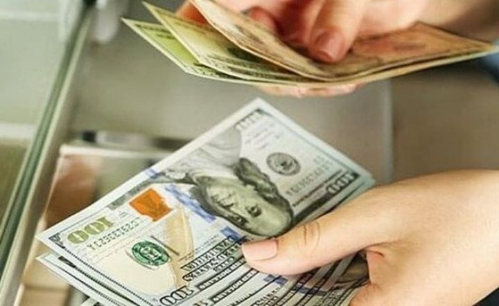 Azərbaycandan Rusiyaya və əks istiqamətdə pul köçürmələri azalıb