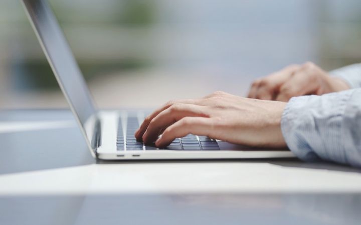 Vergi ödəyiciləri kod-paroldan 2025-ci ilə qədər istifadə edəcək