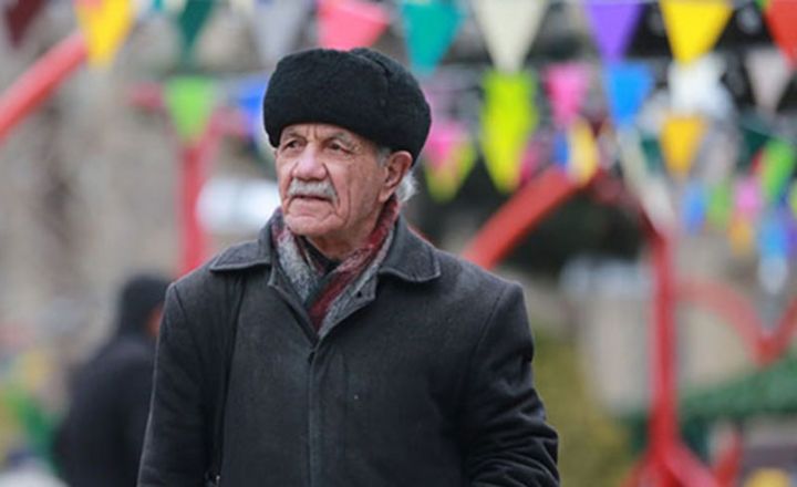 Pensiyaların orta aylıq məbləği 343 manat olacaq