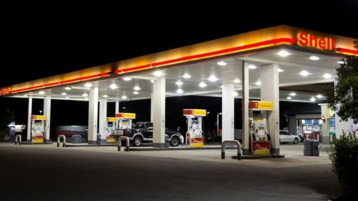 Shell Hollandiyanı tərk edir