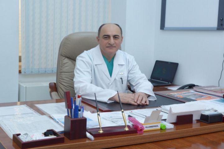 Baş cərrah özəl xəstəxanalardakı əməliyyatları pislədi