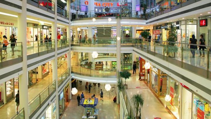 Avro Bölgəsində pərakəndə satışlar proqnozdan aşağı səviyyədə artıb