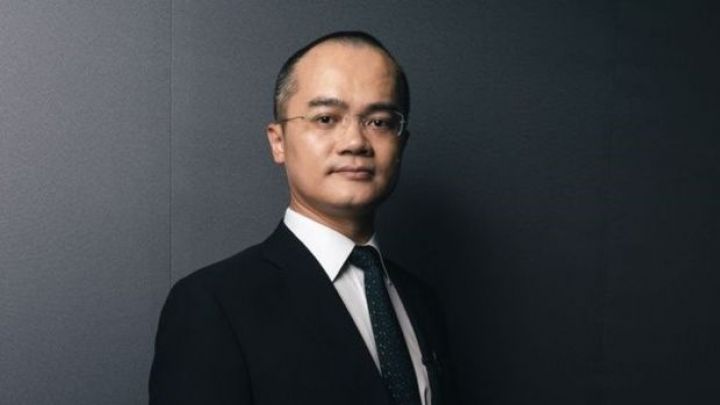 Şeir paylaşdı, hökumətdən xəbərdarlıq aldı, şirkəti 26 milyard dollar "əridi"