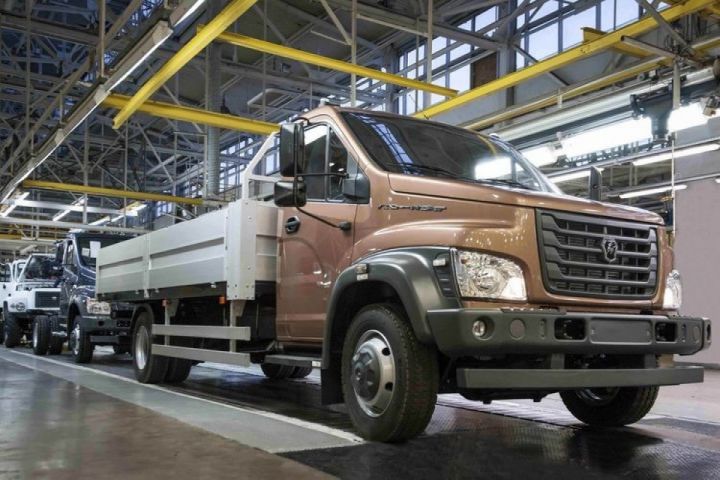 Azərbaycanda gələn aydan QAZ avtomobillərinin yığılmasına başlanacaq