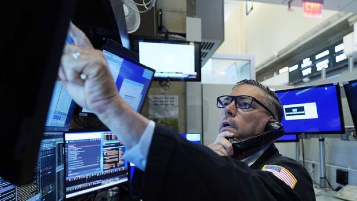 Bazarlar ABŞ-da inflyasiya məlumatını gözləyir