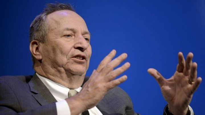Summers: Fed hər yığıncağında faiz artıra bilər