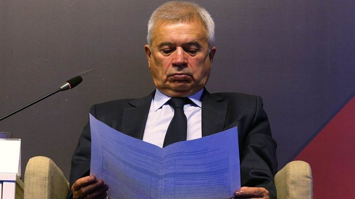 Vahid Ələkbərov 3,5 milyard dollar itirib