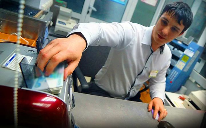 Bankın Sumqayıt filialına kiçik əməliyyatçı-kassir tələb olunur