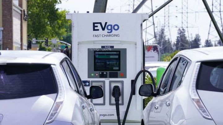 Elektromobil satışında rekord - 41 DƏFƏ ARTIM