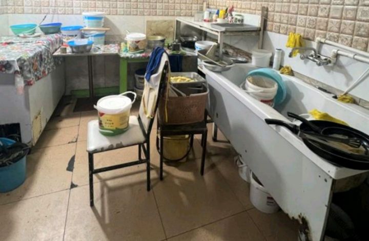 “Osmanlı” restoranında gigiyena tələblərinə əməl olunmadığı aşkar edilib