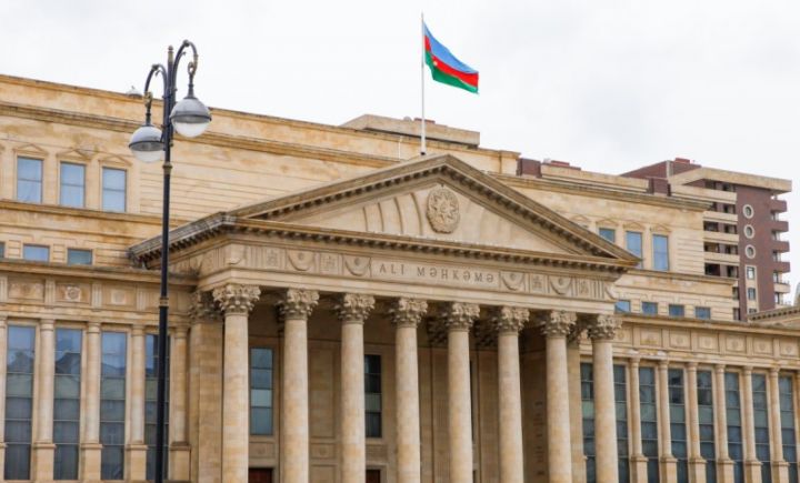 Ali Məhkəməyə yeni hakimlər təyin edilir, 1 hakim vəzifəsindən azad olunur