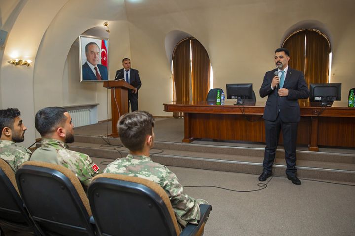 Qazilər peşə təhsilini başa vurdular, onlara sertifikatlar təqdim olundu - FOTOLAR