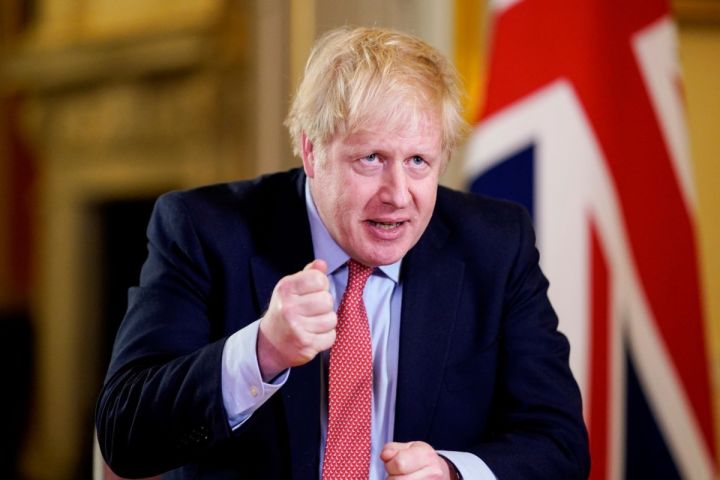 Boris Conson qiymət artımında Putini günahlandırıb