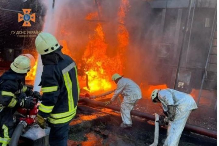 Rusiya Kiyevin mərkəzinə kamikadze-dronlarla zərbələr endirib