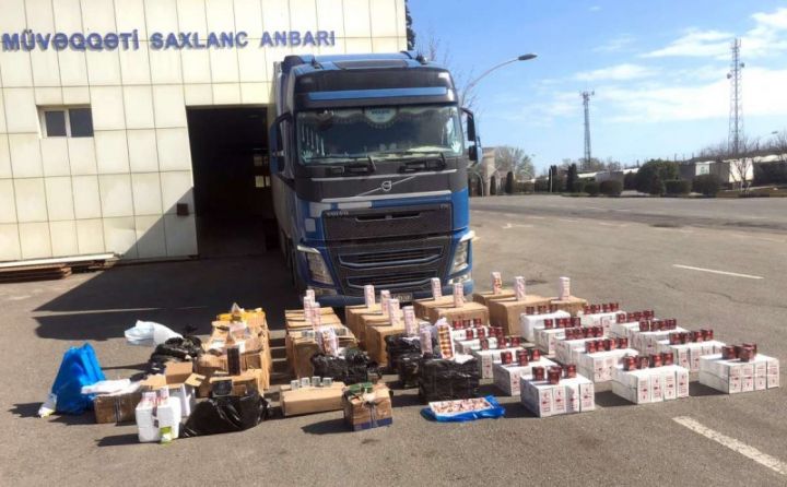 “Gigiyenik vasitələr” yükünü daşıyan TIR-da dərmanlar aşkar edilib