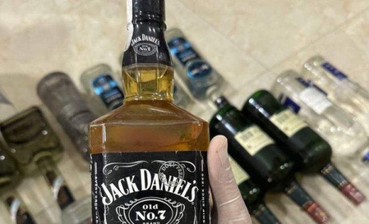 Saxtalaşdırılaraq kustar üsulla hazırlanmış alkoqollu içkilər aşkarlanıb