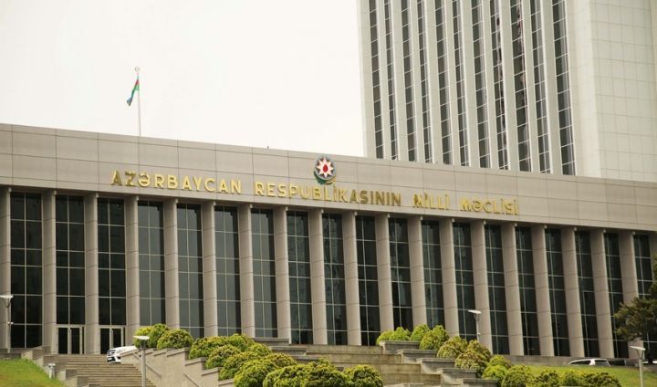 Büdcə zərfinə daxil olan sənədlərin sayı artır