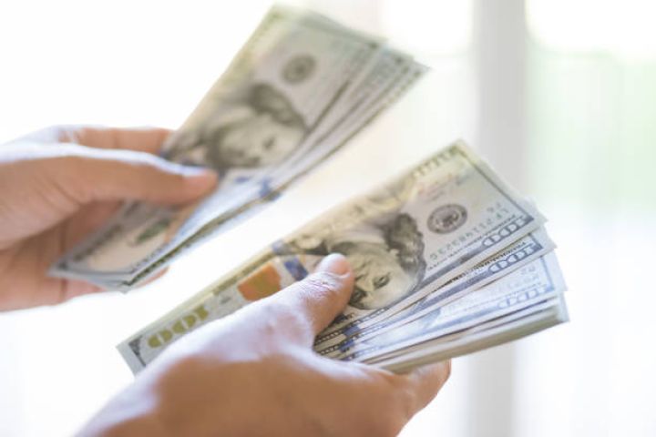 Valyuta mübadiləsi fəaliyyətilə bağlı yeni tələblər - QƏRARLAR