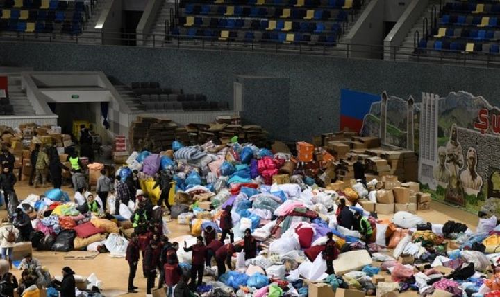 İndiyədək Bakıdan Türkiyəyə 35 TIR yardım göndərilib