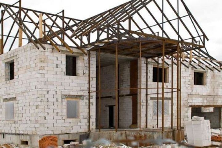 Özbaşına fərdi ev tikən vətəndaş 500 manatadək cərimələnəcək