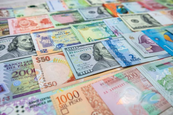 Rəsmi məzənnələr açıqlandı