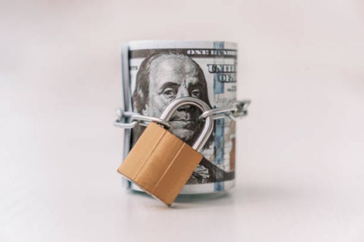 Dolların 23 İyun üçün rəsmi məzənnəsi müəyyən olunub