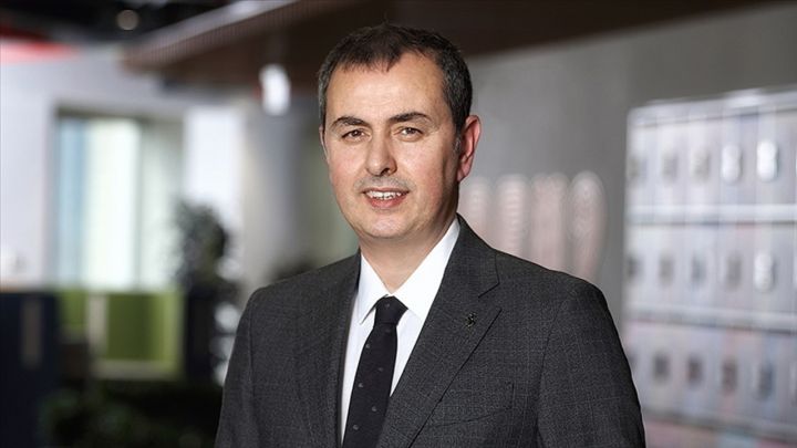 "Mən Türk lirəsinin 2024-də ucuzlaşacağını gözləmirəm, bahalaşacağı bir il ola bilər"