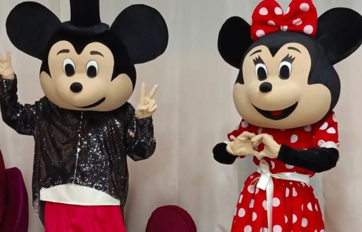 "Kostyumu alırsan, onu satana icarəyə verirsən, 3 ay sonra geri satırsan və 50% qazanırsan"