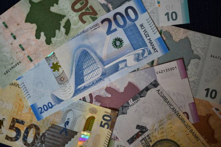 Azərbaycanın qiymətli kağızlar bazarı 3 dəfəyə yaxın böyüyüb