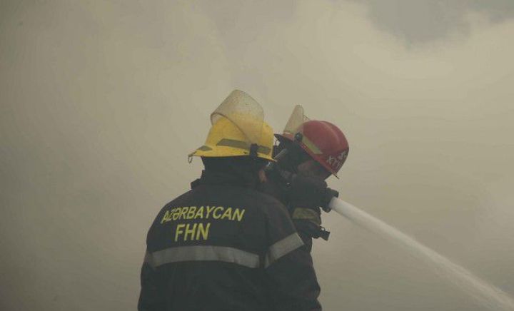 "Neolit" restoranında yanğın! - YENİLƏNİB