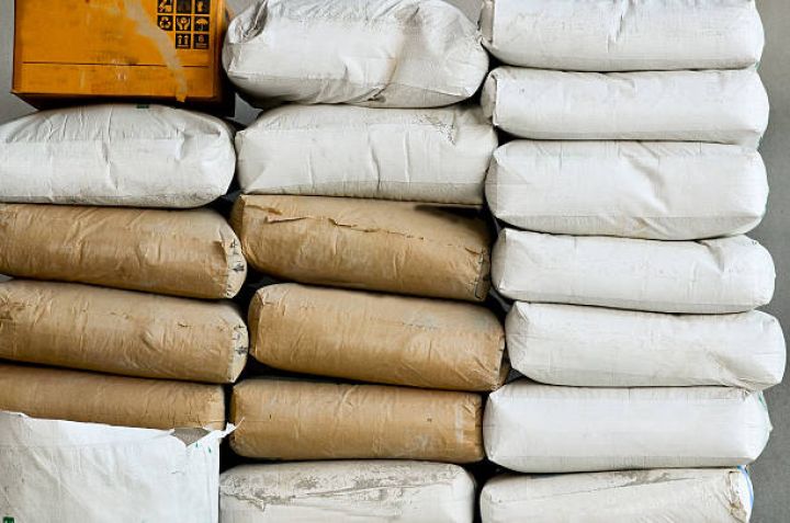 Şirkət sement satışından qazancını səhmdarları ilə bölüşəcək