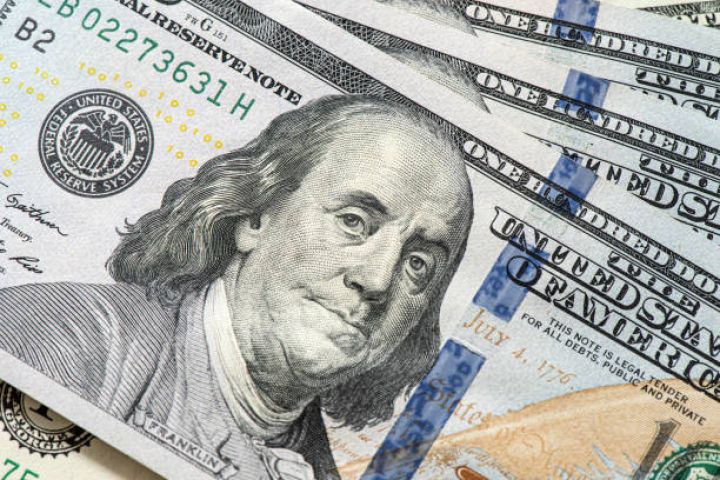 Banklara dollar satıldı - HƏRRACIN NƏTİCƏSİ