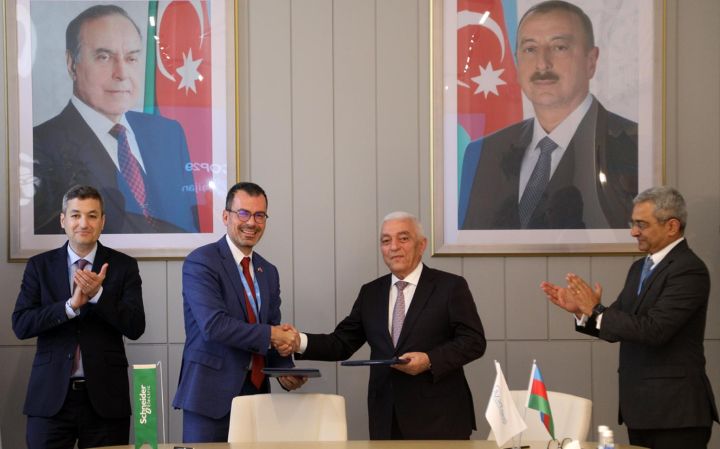 “AzərEnerji” və “Schneider Electric” arasında memorandum imzalanıb