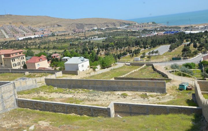 Bakıda qiyməti 39 milyon manatadək olan torpaq sahələri satılır - "BAHALAŞMAQDA DAVAM EDƏCƏK"
