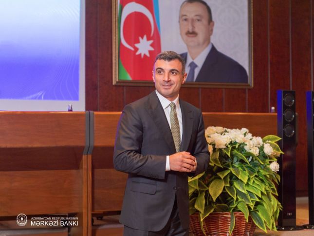 “Maliyyəçisən” təcrübə proqramının məzun günü keçirilib, Mərkəzi Bankın sədri tədbirdə iştirak edib