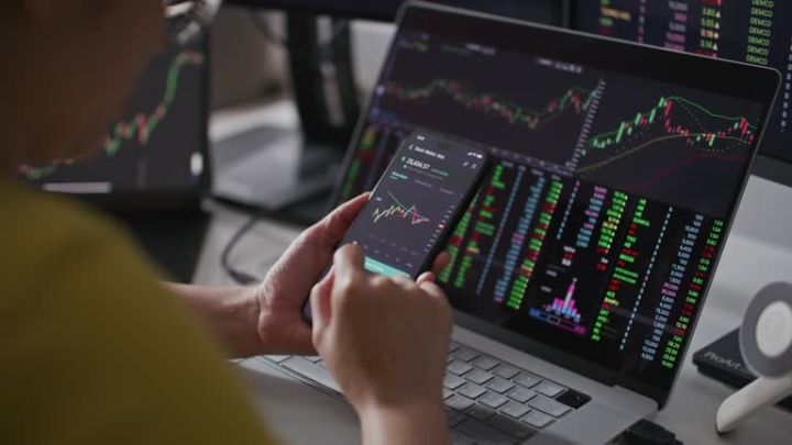 Qlobal bazarlarda son vəziyyət - GÜNƏ BAXIŞ