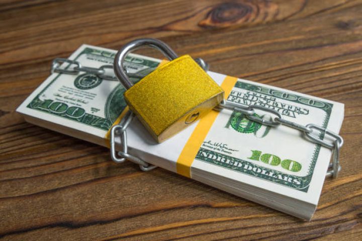 Dolların sabah üçün rəsmi məzənnəsi müəyyən olunub