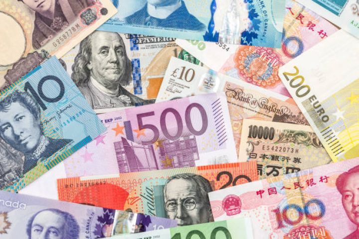 Rəsmi məzənnələr açıqlandı