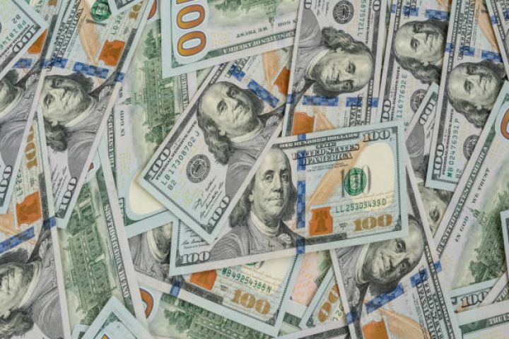 Azərbaycan bankı 200 milyon dollar kredit cəlb etdi