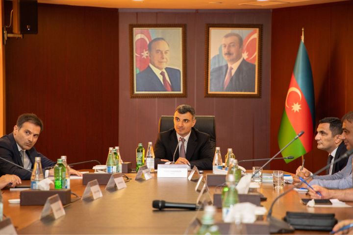 Mərkəzi Bankda ekspertlər ilə 3 saatdan artıq davam edən görüş baş tutub