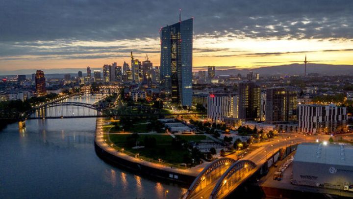 Avropa Mərkəzi Bankı faiz dərəcələrini sabit saxlamaq qərarına gəlib