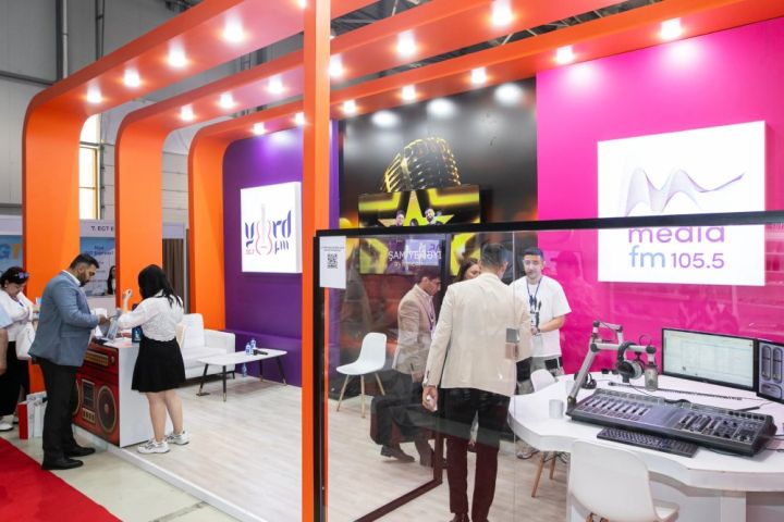 "Medya FM" və "Yurd FM"in stendi “Ən Kreativ Stend” mükafatına layiq görüldü - FOTO
