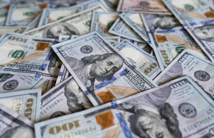 Azərbaycandan çıxan valyuta, ölkəyə daxil olanı üstələyib - 438 MİLYON DOLLARLIQ KƏSİR