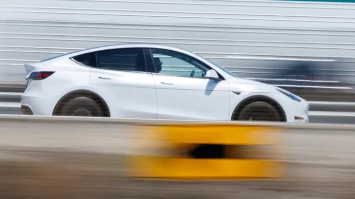 Bu gün "Ucuz Tesla” modeli təqdim olunacaq