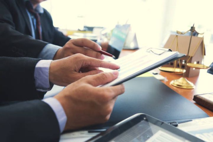 Bankın Nəzarət şöbəsinə mütəxəssislər tələb olunur