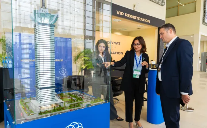 FMG Ağdamın ilk yaşayış kompleksi və Cənubi Qafqazın ən hündür göydələni ilə BakuBuild sərgisində