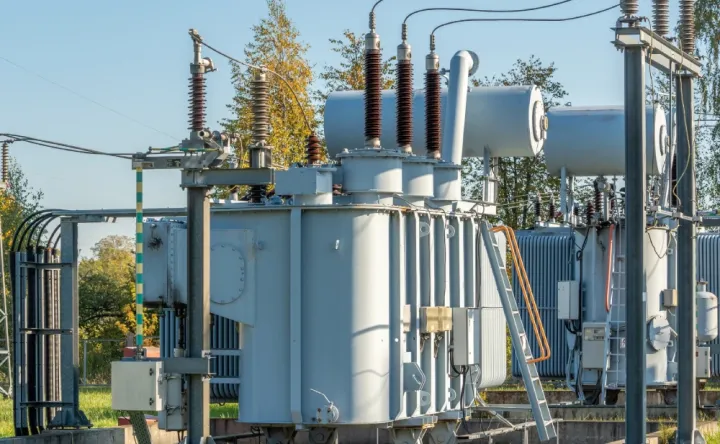 "600 kVt-lıq bir transformatorun qoyulması üçün 275 min manatadək haqq və rüsum tələb olunur"