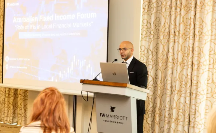 Unicapital rəhbərliyi AmCham-ın təşkil etdiyi forumda çıxış etdi