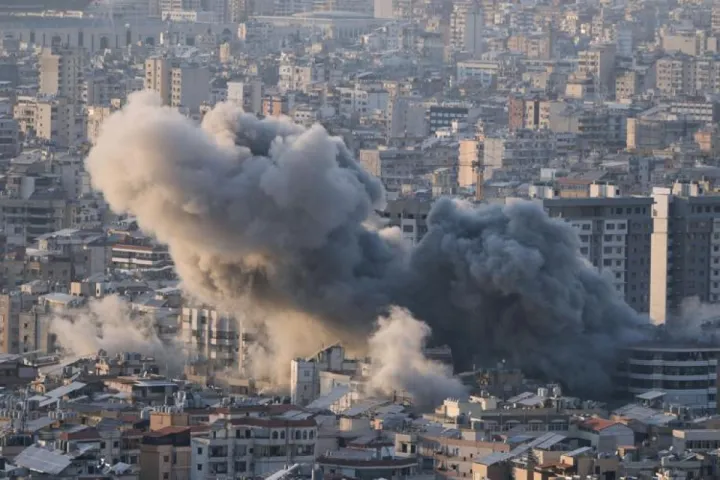 İran Yaxın Şərqdə banklar və maliyyə institutlarını hədəf alacaq